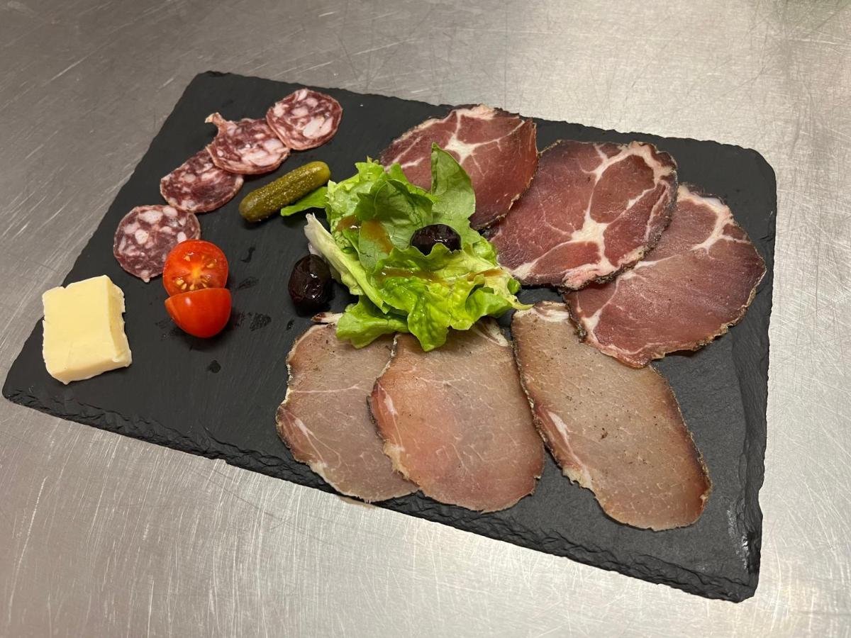 - Restaurant U Santu Petru Hotel