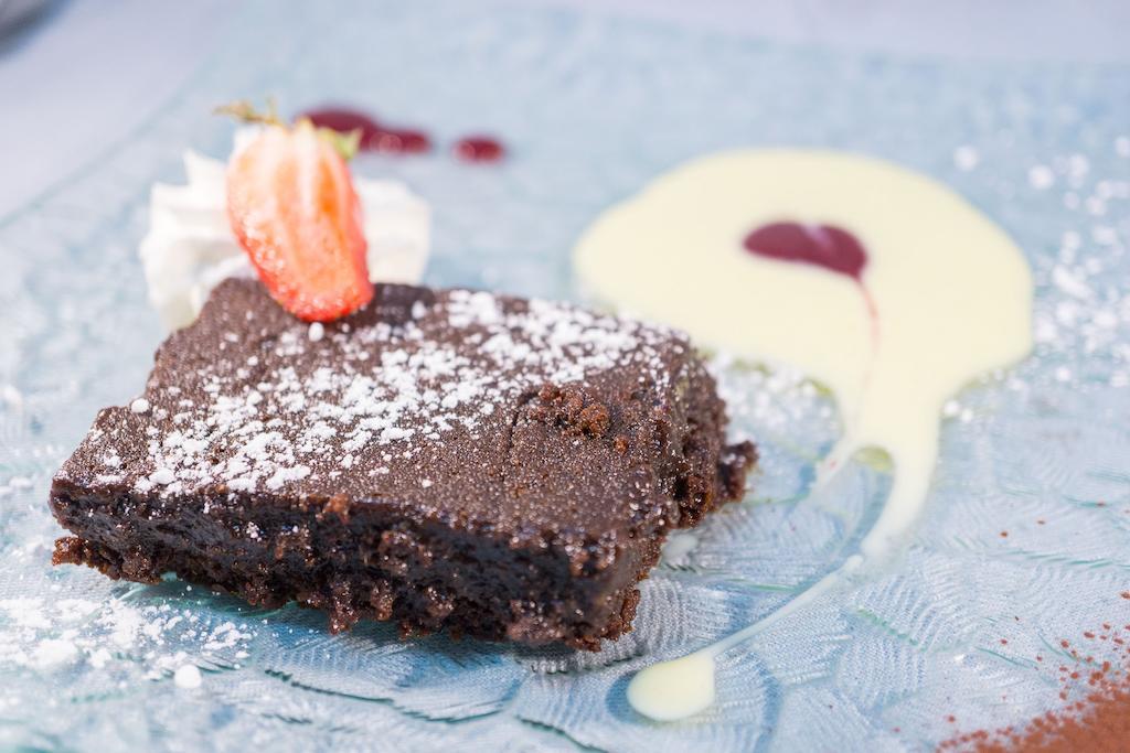 - Restaurant U Santu Petru Hotel Saint-Florent (Corsica)